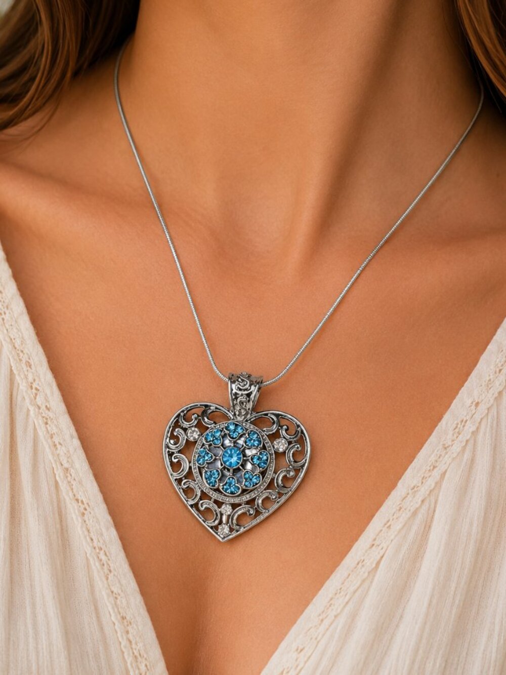 Silver Filigree Heart Snap Necklace Aquamarine Rhinestone Flower 18.5"